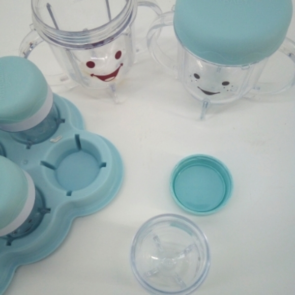 Nutribullet Baby Food Prep System 9 Pieces 6 Months + Storage with Lids - Picture 8 of 10